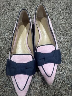 Ann Taylor Lavendar Pointed Flats with Navy Ribbon Bow